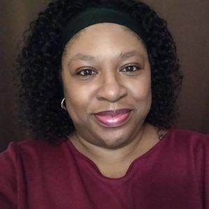 Meet your Posher, Felicia